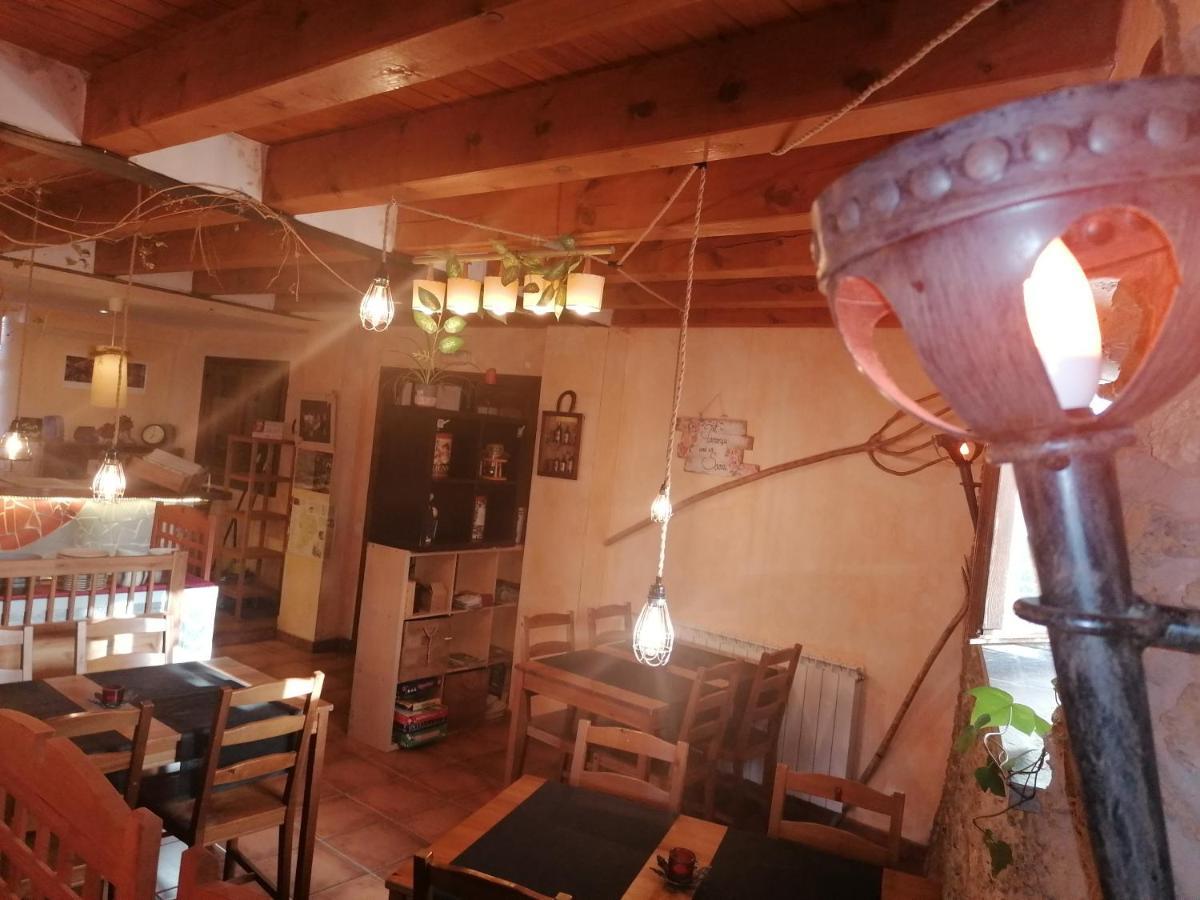 Lo Paller De Roc Montescladó Exteriér fotografie