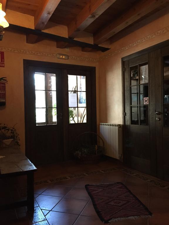 Lo Paller De Roc Montescladó Exteriér fotografie